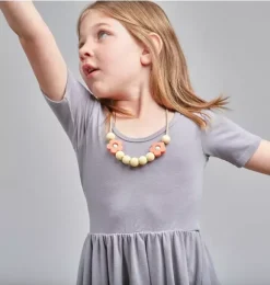 Janie and Jack Kids Accessories|Jewelry-Dewdrop Daisy Sensory Necklace pastel