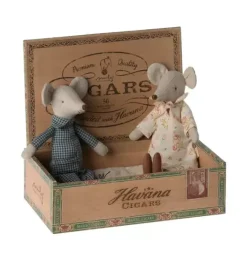 Janie and Jack Dolls-Grandma & Grandpa Mice in Cigarbox multi