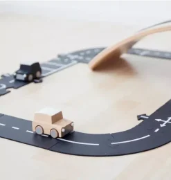 Janie and Jack Vehicles-Kuruma Wooden Wind-Up Toy Car - Natural multi