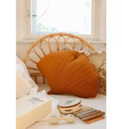 Janie and Jack Decorative Pillows And Throws|Seasonal Décor-Linen &ldquo;&rdquo; Ginkgo Leaf Pillow caramel